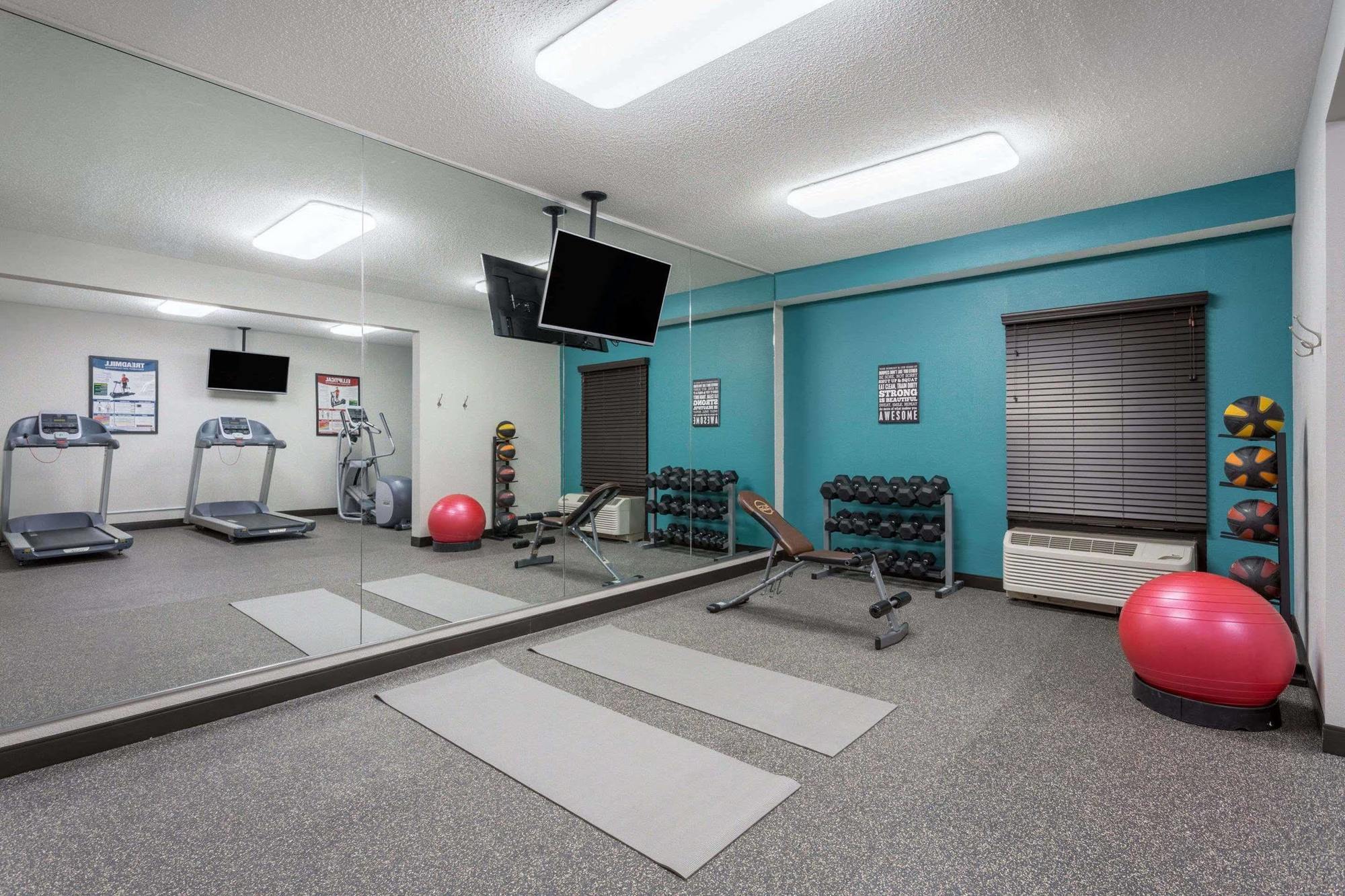 Wyndham Garden Greenville / Spartanburg Airport エクステリア 写真