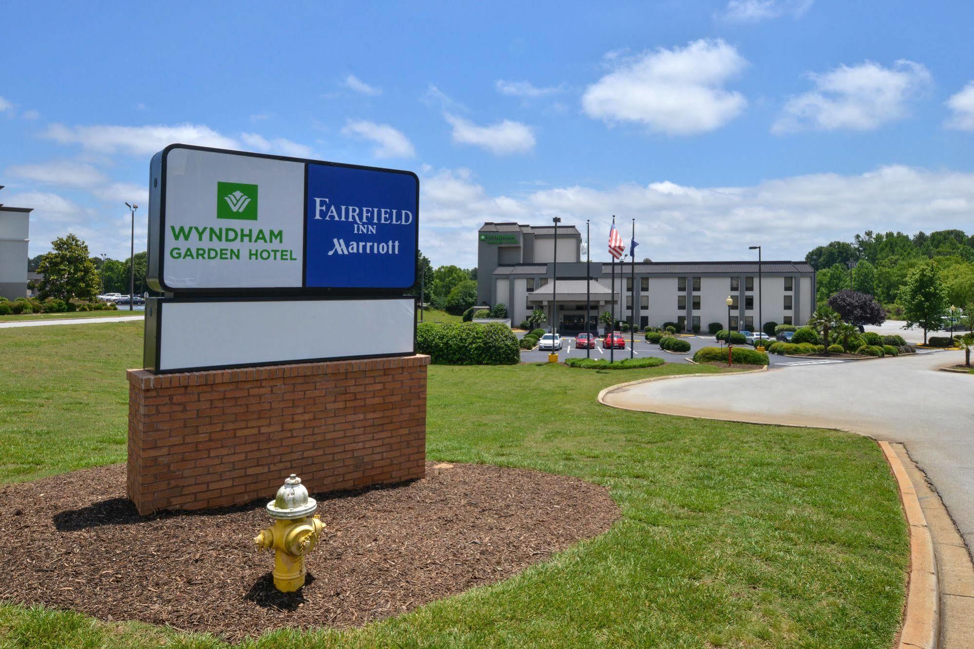 Wyndham Garden Greenville / Spartanburg Airport エクステリア 写真